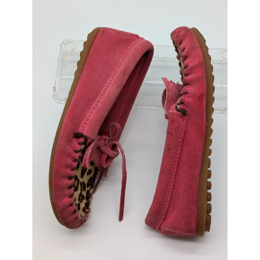 Minnetonka Girls Moccasins Size 1 Pink Suede Leopard Print Fringe Shoes
